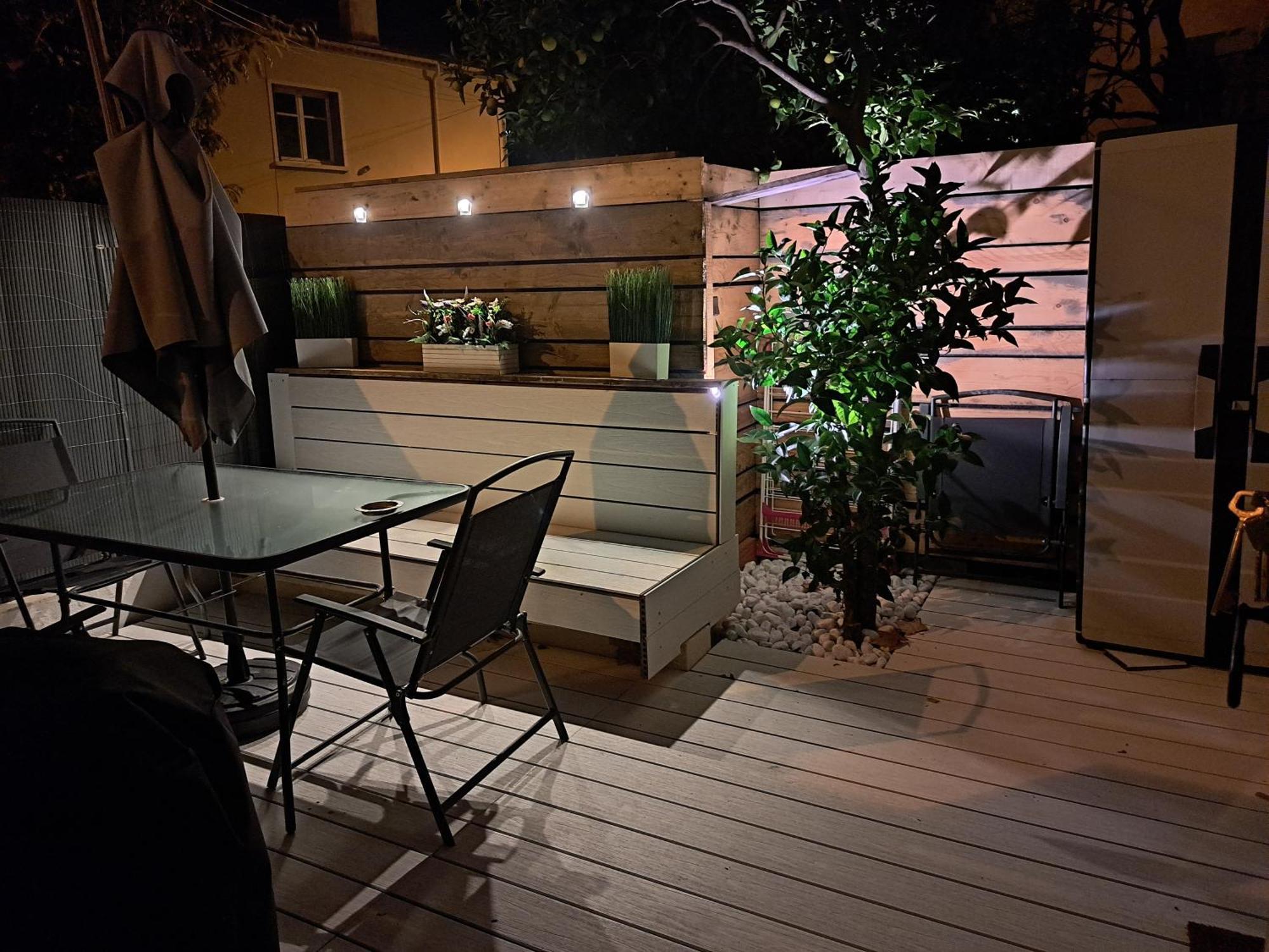 Seduisant Studio Avec Cour Privative La Crau Eksteriør billede