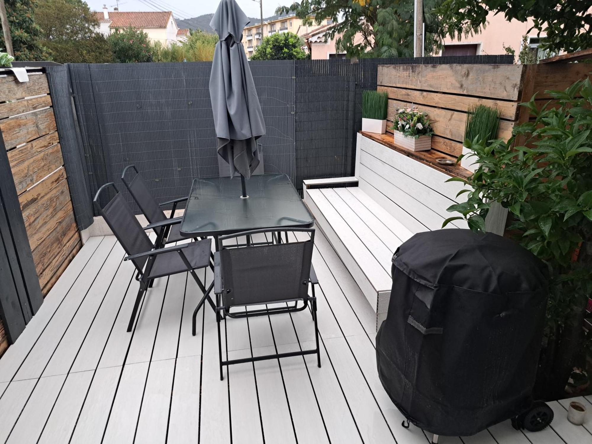 Seduisant Studio Avec Cour Privative La Crau Eksteriør billede